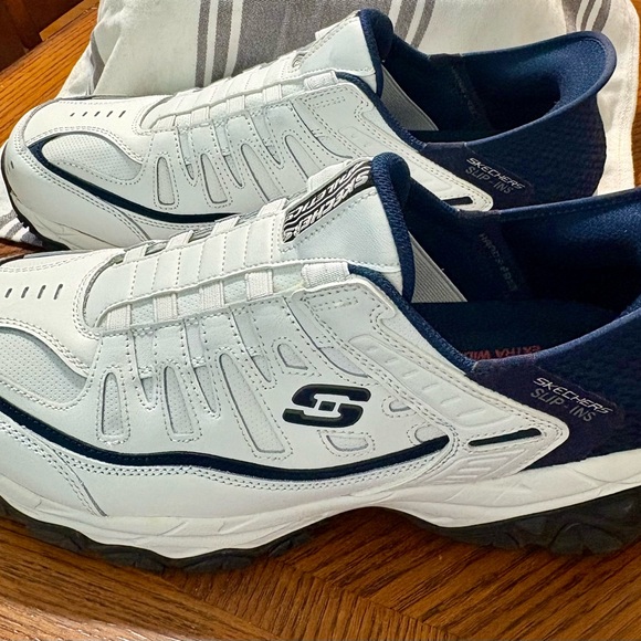 Skechers White Athletic Shoes with Chunky Support - Picture 3 of 4